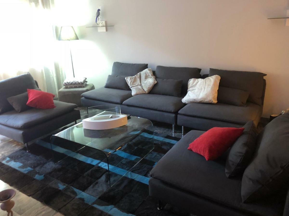 טיבולי Luxury Apartment מראה חיצוני תמונה