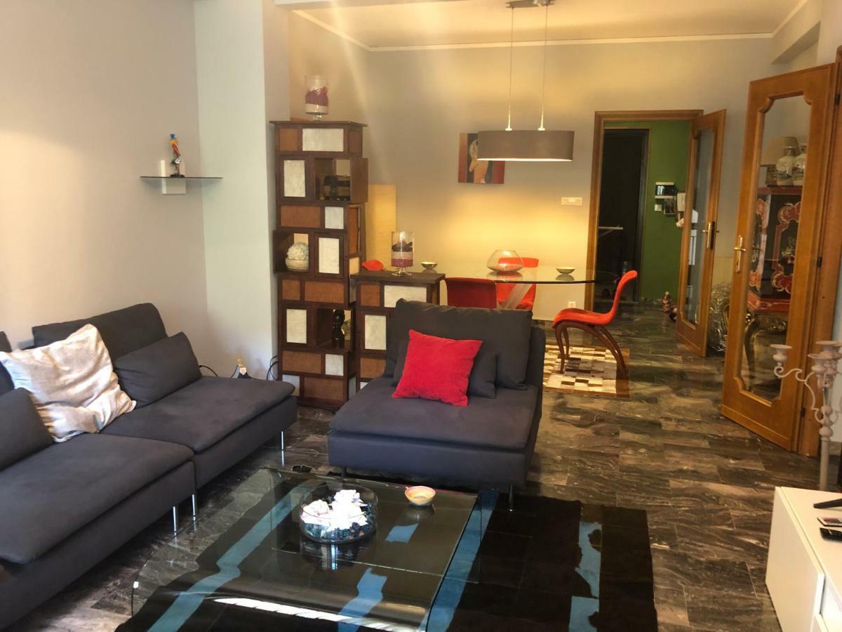 טיבולי Luxury Apartment מראה חיצוני תמונה